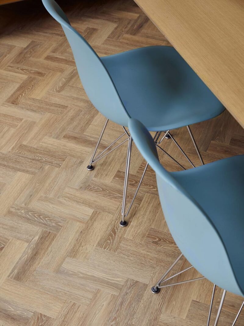 Vinil | Mulled Oak in Small Parquet
