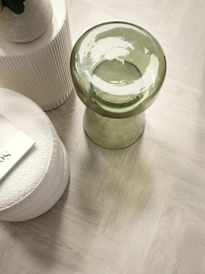 Vinil | Dusted Oak in Large Parquet