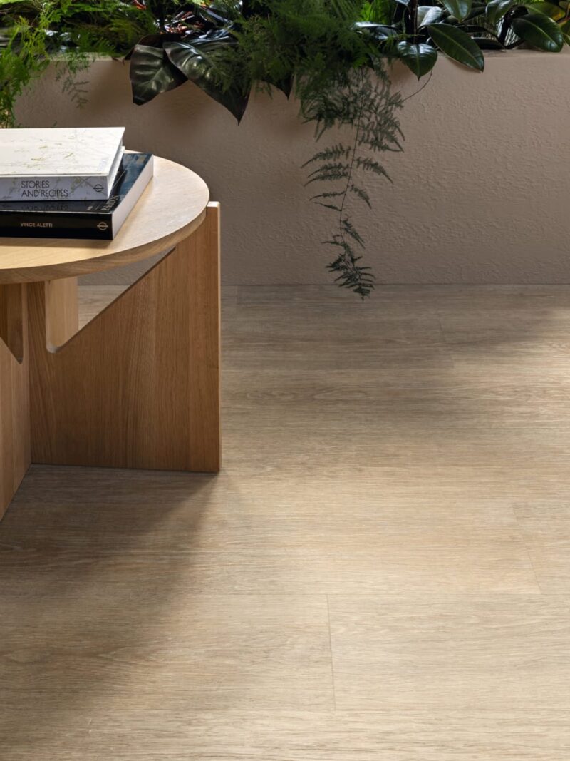 Vinil | Cowrie Oak