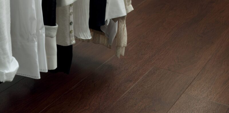 Vinil | Black Walnut
